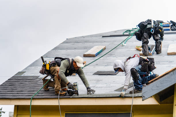 Professional Gutter Installation technician working in Boynton Beach, FL